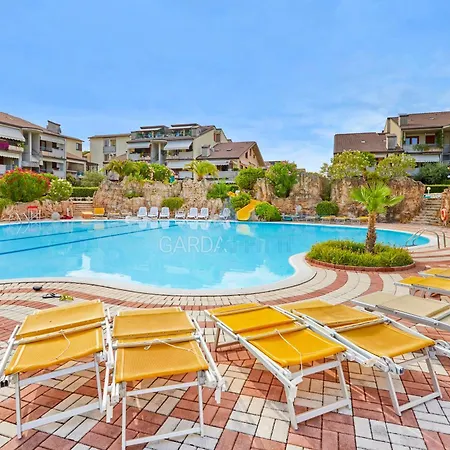 - 3 Piscine E Terrazza Privata Apartment *